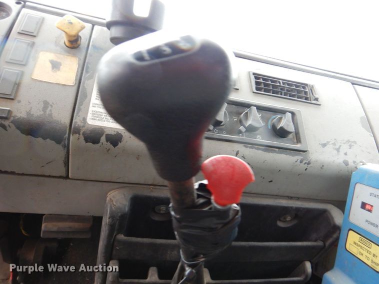 image for item DN7371 1999 Freightliner FL70  tank truck