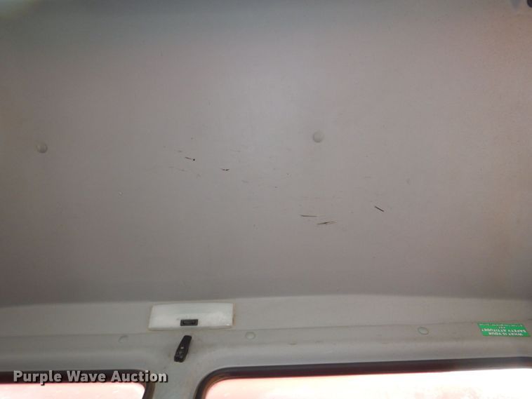 image for item DN7371 1999 Freightliner FL70  tank truck