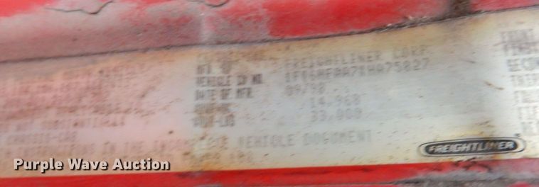 image for item DN7371 1999 Freightliner FL70  tank truck