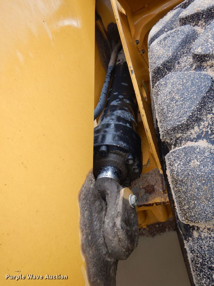 image for item DN7377 2015 Caterpillar 972M  wheel loader