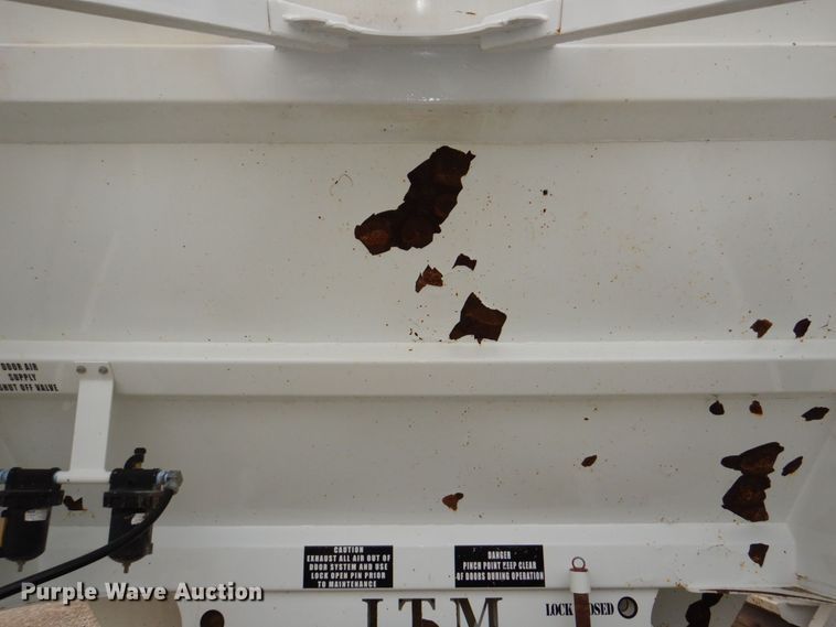 image for item DN7384 2018 ITM RM242BD  bottom dump trailer