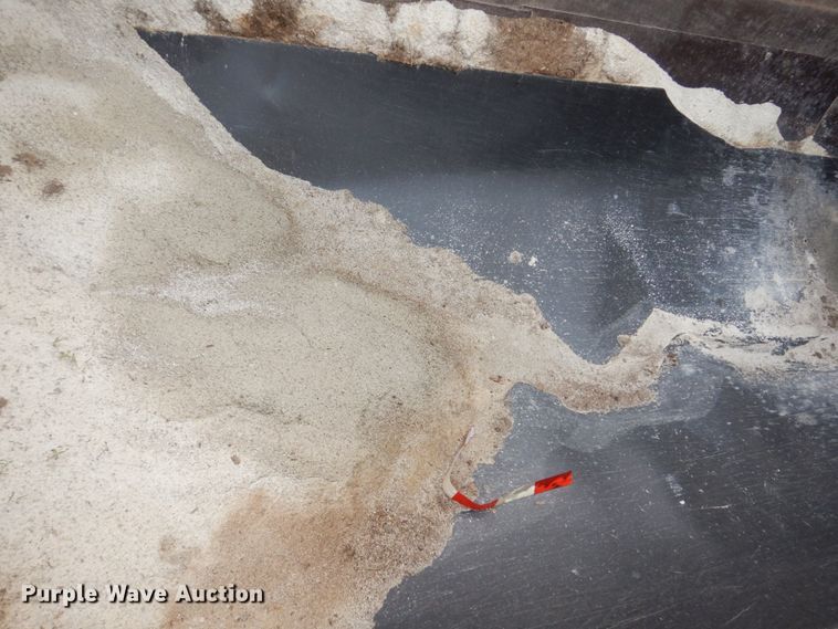 image for item DN7385 2003 Mack CV700  dump truck