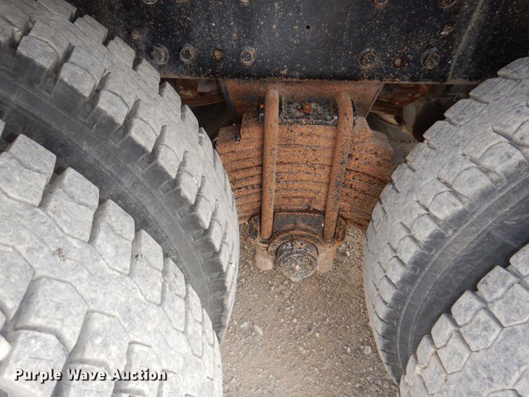 image for item DN7385 2003 Mack CV700  dump truck