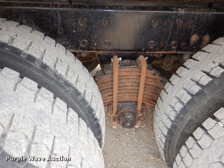 image for item DN7385 2003 Mack CV700  dump truck