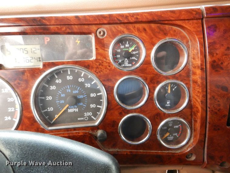 image for item DN7385 2003 Mack CV700  dump truck