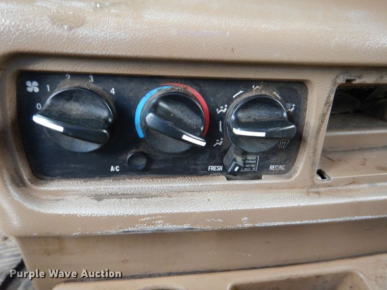 image for item DN7385 2003 Mack CV700  dump truck