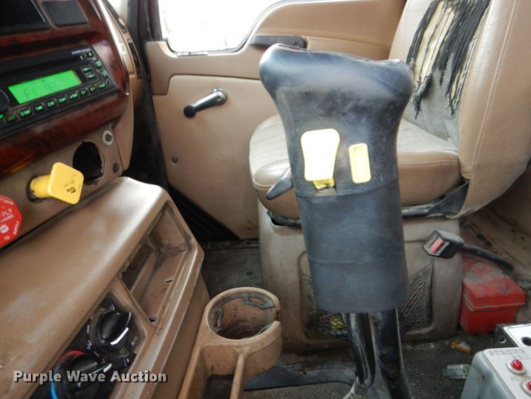 image for item DN7385 2003 Mack CV700  dump truck