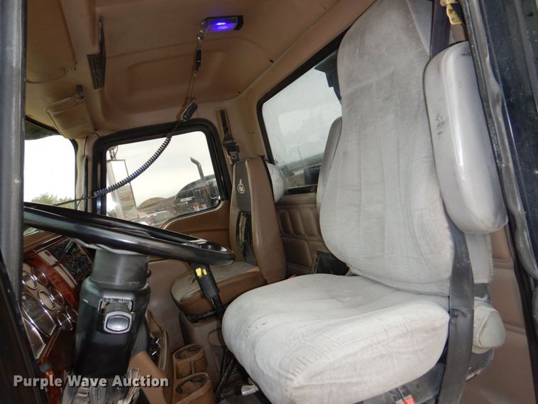 image for item DN7385 2003 Mack CV700  dump truck