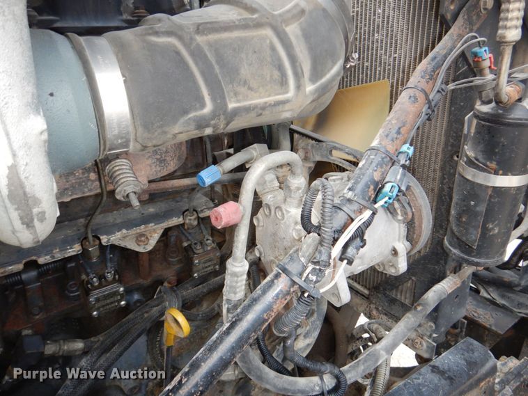 image for item DN7385 2003 Mack CV700  dump truck