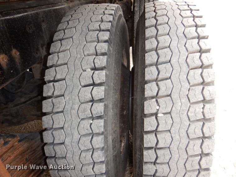 image for item DN7385 2003 Mack CV700  dump truck