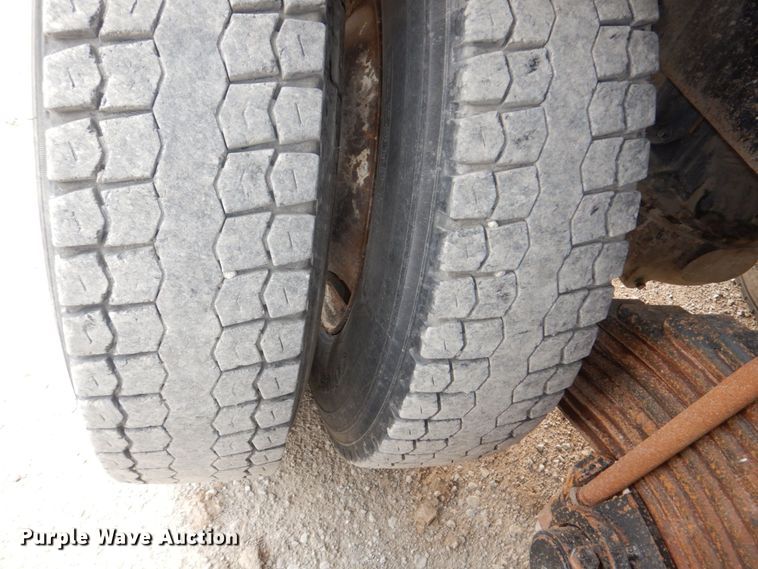 image for item DN7385 2003 Mack CV700  dump truck