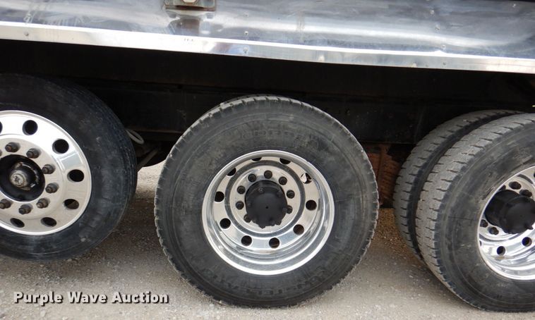 image for item DN7385 2003 Mack CV700  dump truck