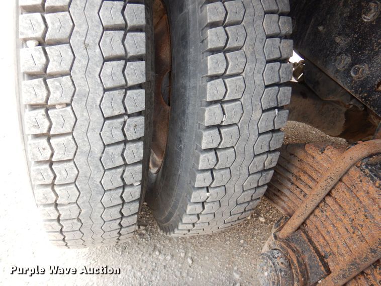 image for item DN7385 2003 Mack CV700  dump truck