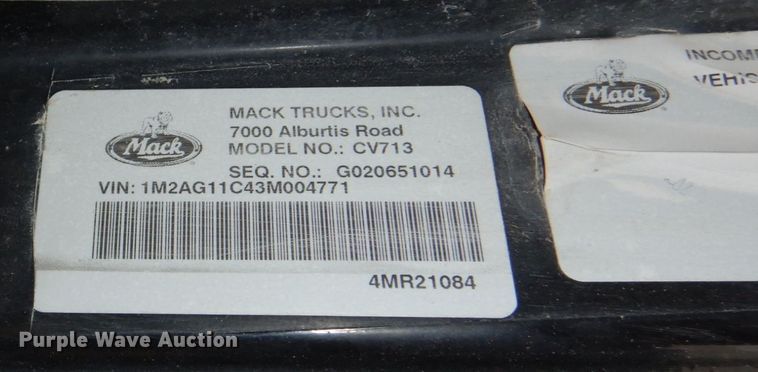 image for item DN7385 2003 Mack CV700  dump truck