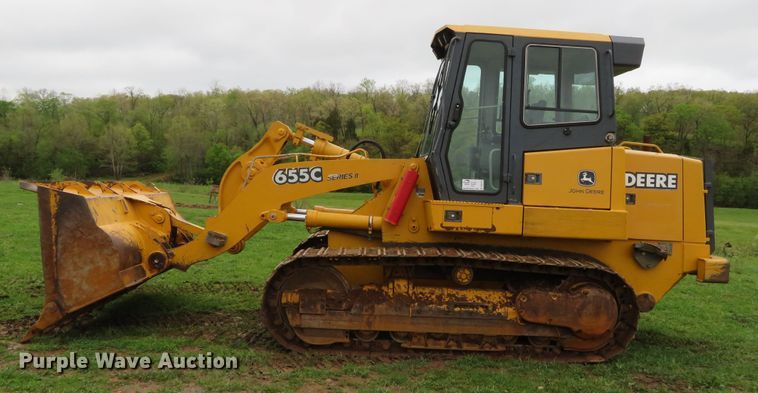 image for item DN7972 2004 John Deere 655C Series II  track loader