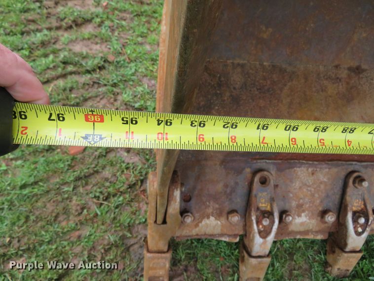 image for item DN7972 2004 John Deere 655C Series II  track loader