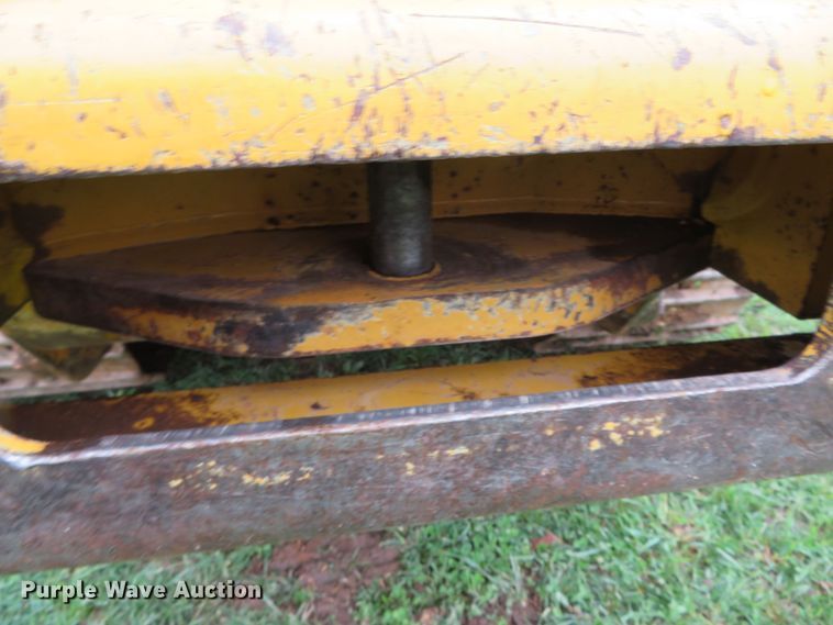 image for item DN7972 2004 John Deere 655C Series II  track loader