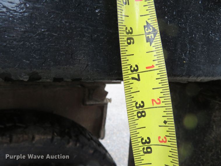 image for item DN7975 1992 Mack RD690S  dump truck