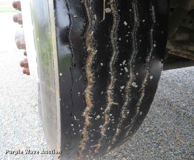 image for item DN7976 1989 International 8300  dump truck