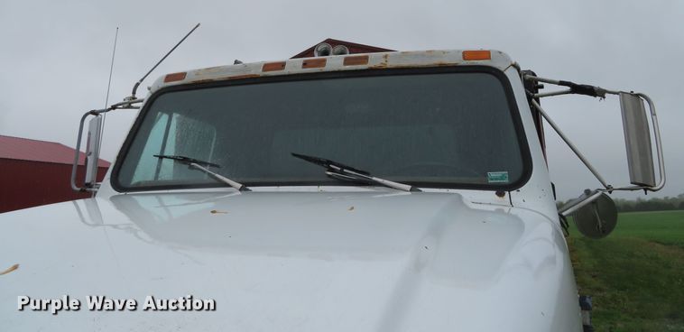 image for item DN7976 1989 International 8300  dump truck