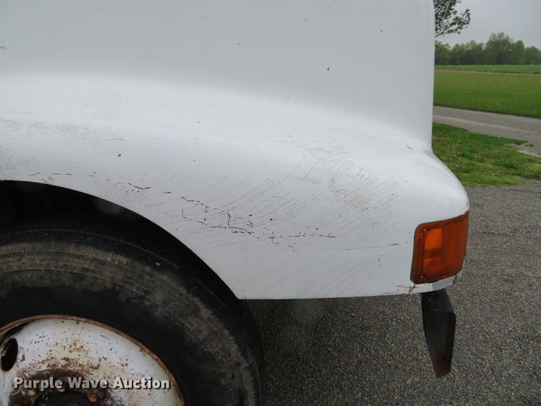 image for item DN7976 1989 International 8300  dump truck