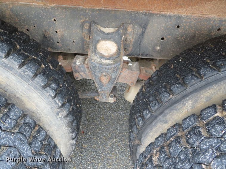 image for item DN7976 1989 International 8300  dump truck