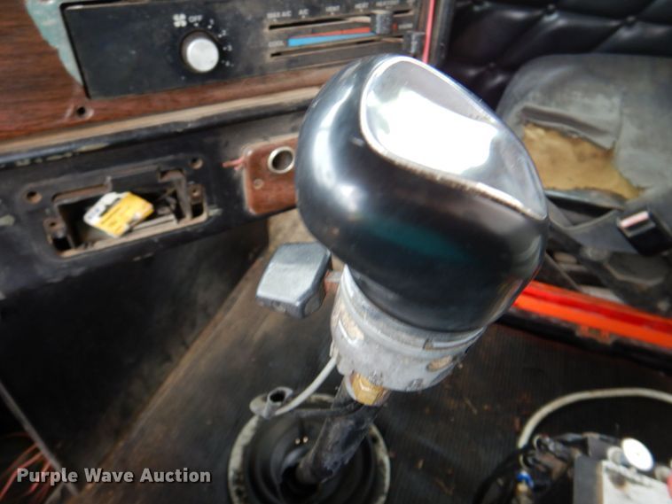 image for item DP3971 1992 Freightliner FLD120  dump truck