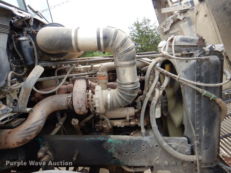 image for item DP3971 1992 Freightliner FLD120  dump truck