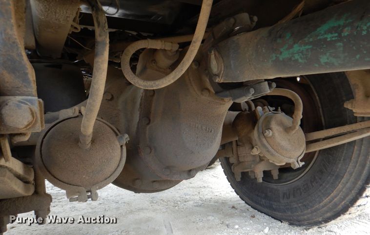 image for item DP3971 1992 Freightliner FLD120  dump truck