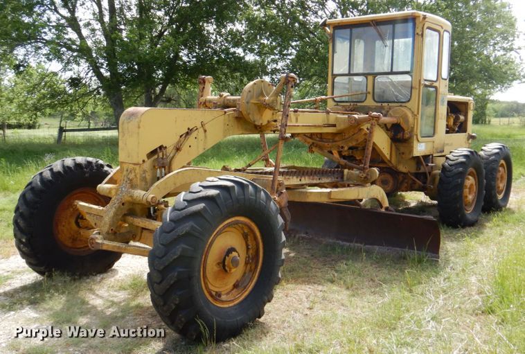 image for item DP3979 1963 Caterpillar 12E  rigid frame motor grader
