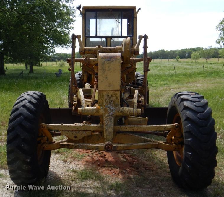 image for item DP3979 1963 Caterpillar 12E  rigid frame motor grader