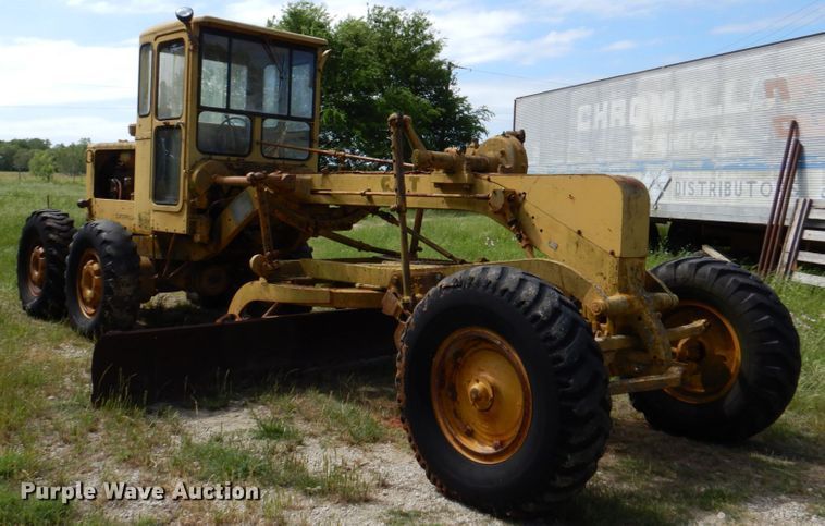 image for item DP3979 1963 Caterpillar 12E  rigid frame motor grader