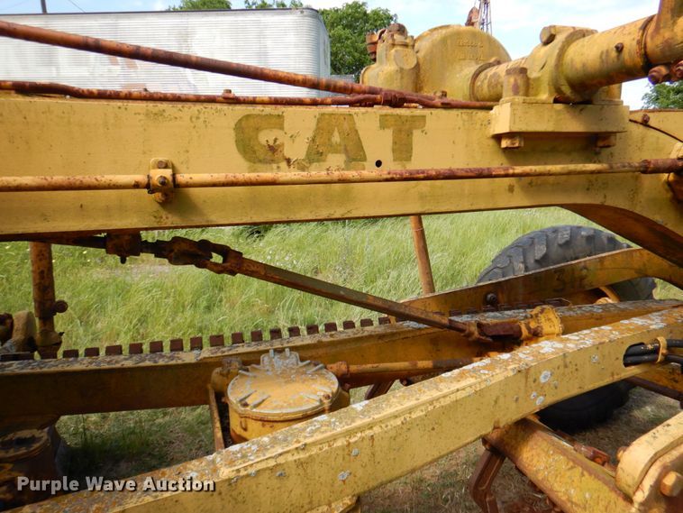 image for item DP3979 1963 Caterpillar 12E  rigid frame motor grader