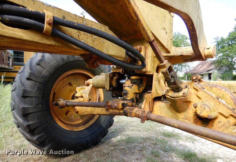 image for item DP3979 1963 Caterpillar 12E  rigid frame motor grader