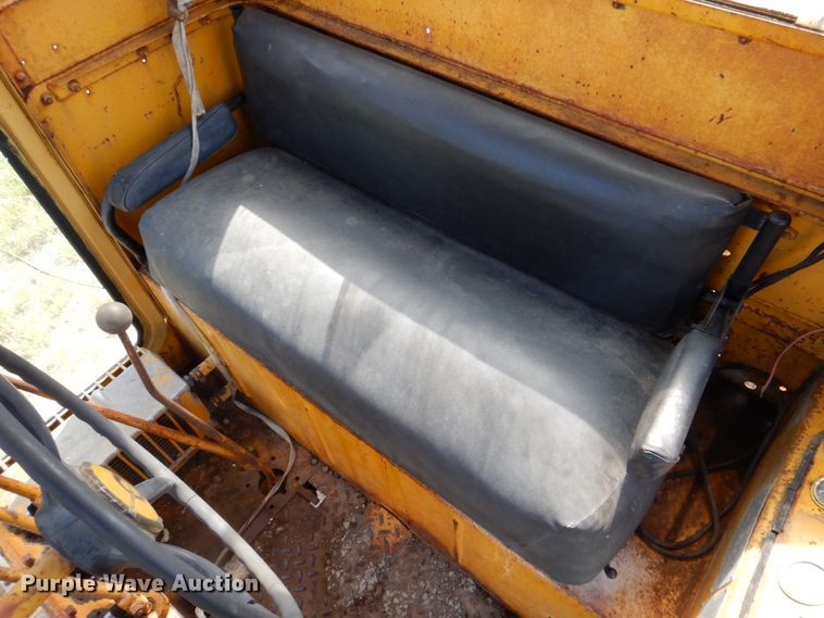 image for item DP3979 1963 Caterpillar 12E  rigid frame motor grader