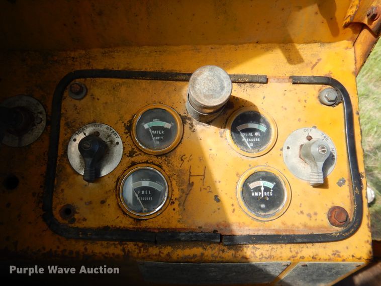 image for item DP3979 1963 Caterpillar 12E  rigid frame motor grader