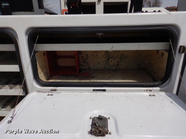 image for item DP5437 2013 Ford F550 Super Duty  bucket truck