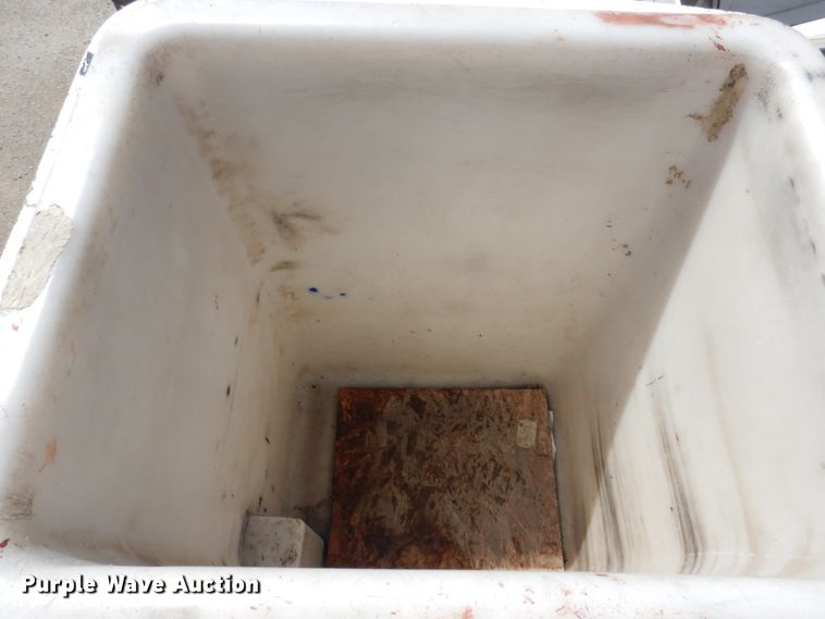 image for item DP5437 2013 Ford F550 Super Duty  bucket truck