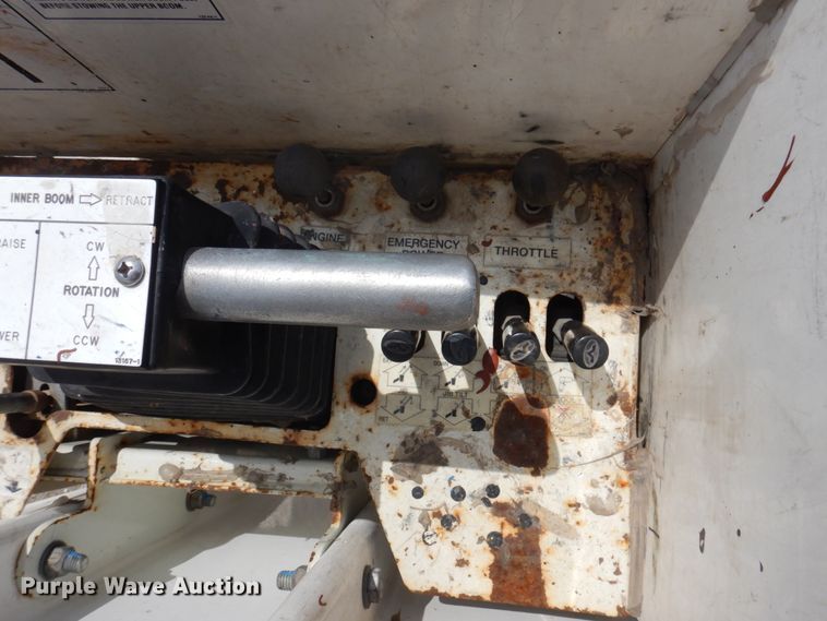 image for item DP5437 2013 Ford F550 Super Duty  bucket truck