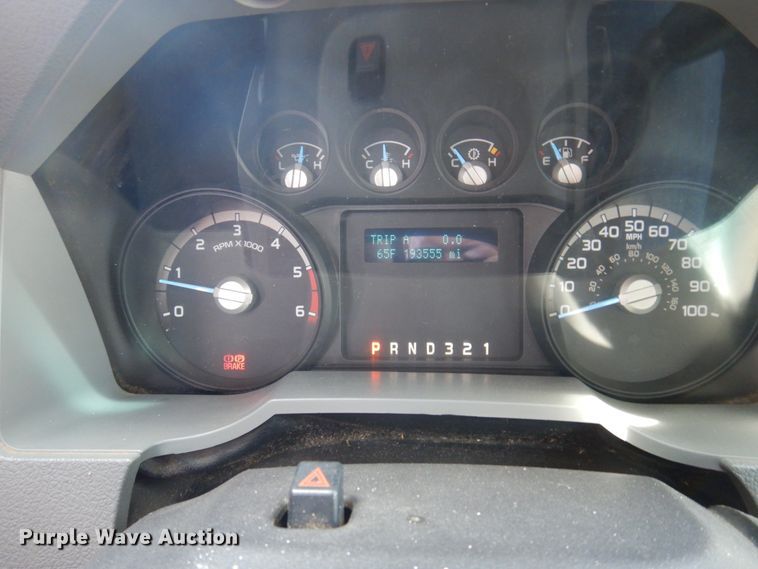 image for item DP5437 2013 Ford F550 Super Duty  bucket truck