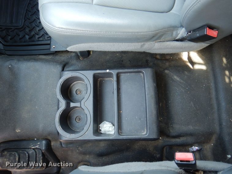 image for item DP5437 2013 Ford F550 Super Duty  bucket truck