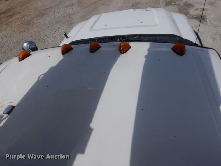 image for item DP5437 2013 Ford F550 Super Duty  bucket truck