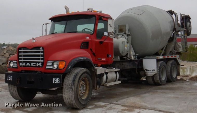 image for item DP5456 2005 Mack CV513  ready mix truck