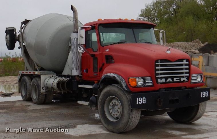 image for item DP5456 2005 Mack CV513  ready mix truck