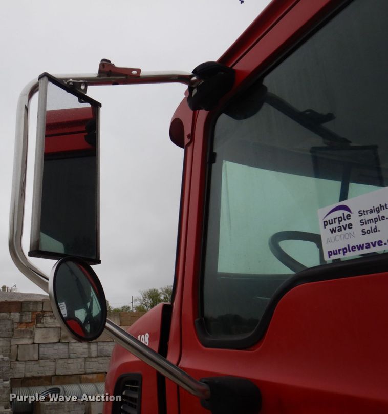 image for item DP5456 2005 Mack CV513  ready mix truck