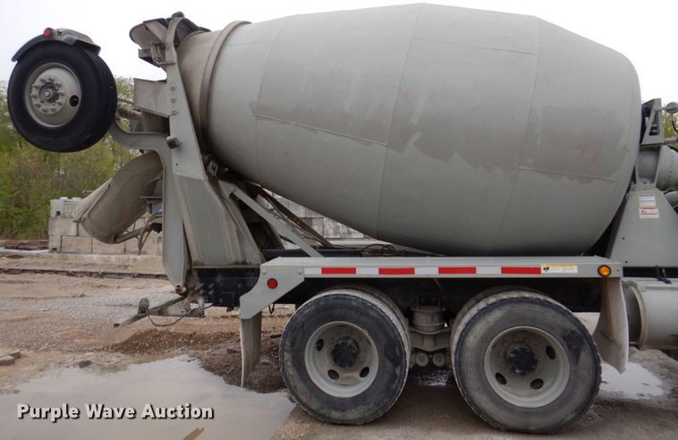 image for item DP5456 2005 Mack CV513  ready mix truck