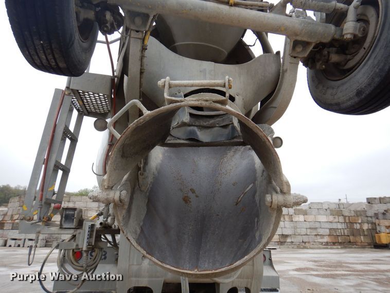 image for item DP5456 2005 Mack CV513  ready mix truck