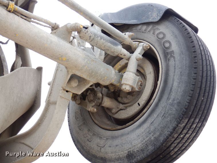 image for item DP5456 2005 Mack CV513  ready mix truck