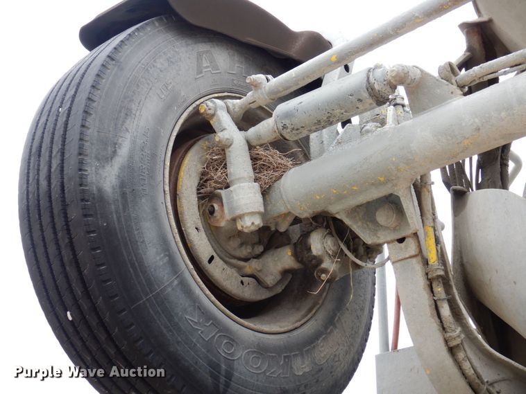 image for item DP5456 2005 Mack CV513  ready mix truck