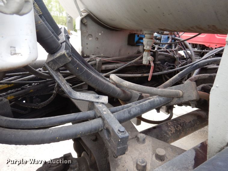 image for item DP5456 2005 Mack CV513  ready mix truck